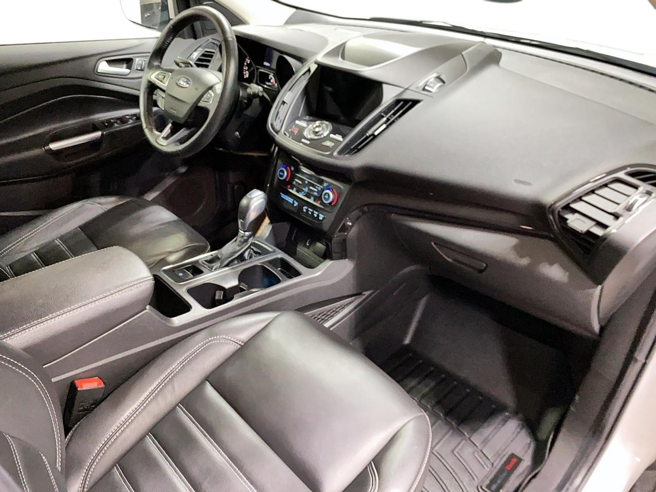 2019 Ford Escape Titanium White Baie-Comeau - photo #20