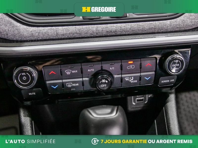 Jeep Compass 2025 Blanc Laval - photo #19