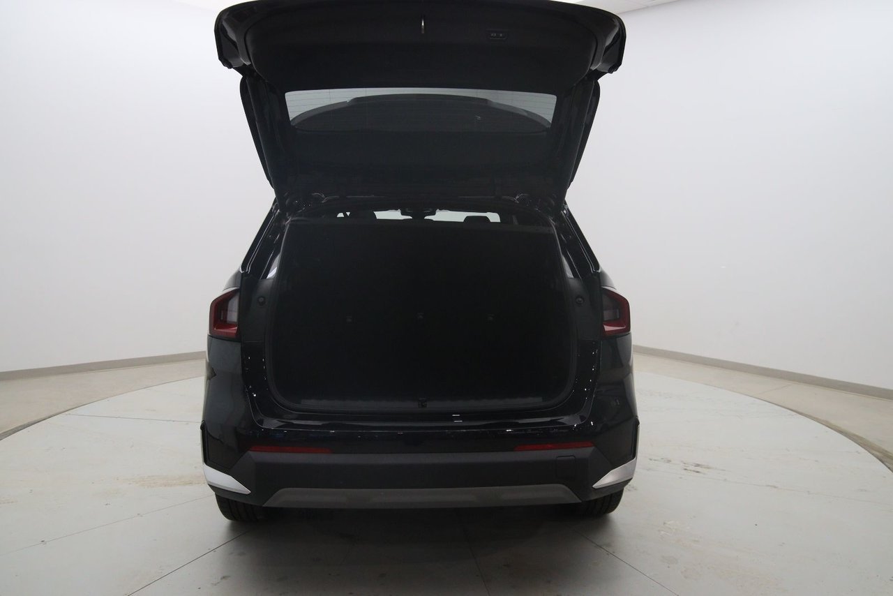 BMW X1 NIV WBX73EF0XS5166643 2025 Noir Chicoutimi - photo #17