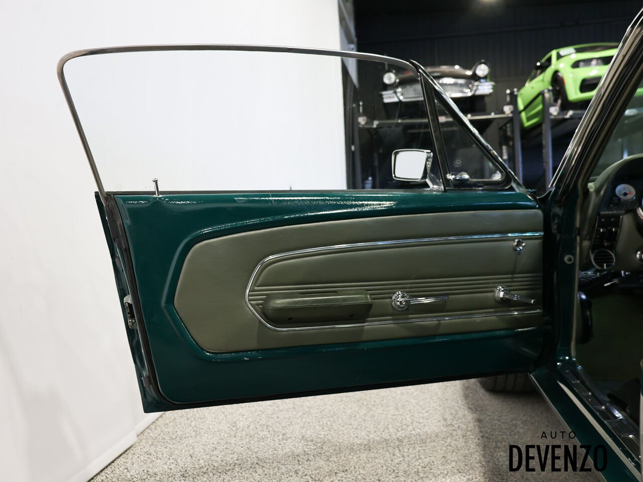 Ford Mustang 1967 Vert Saint-Eustache - photo #8