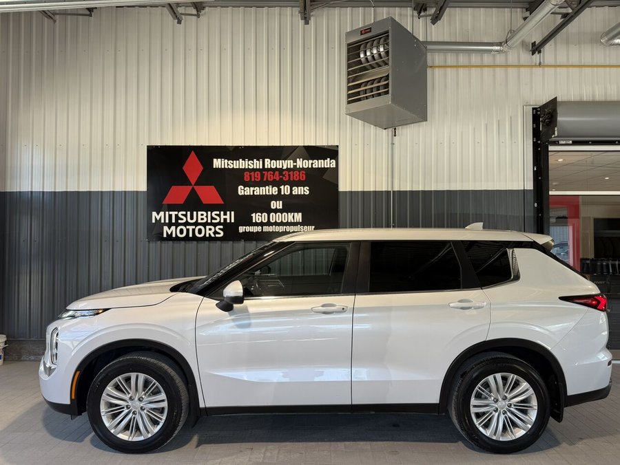 Mitsubishi Outlander ES S-AWC 2022 Blanc