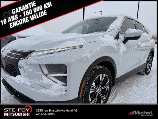 Mitsubishi Eclipse Cross ES AWD, CAMÉRA DE RECUL, BANCS CHAUFFANTS. 2022 Blanc