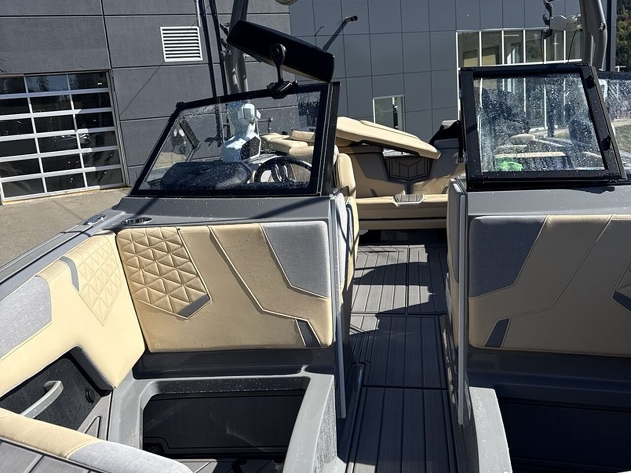 2023 SUPER NAUTIQUE GS22 Beige Ste-Agathe des Monts - photo #1