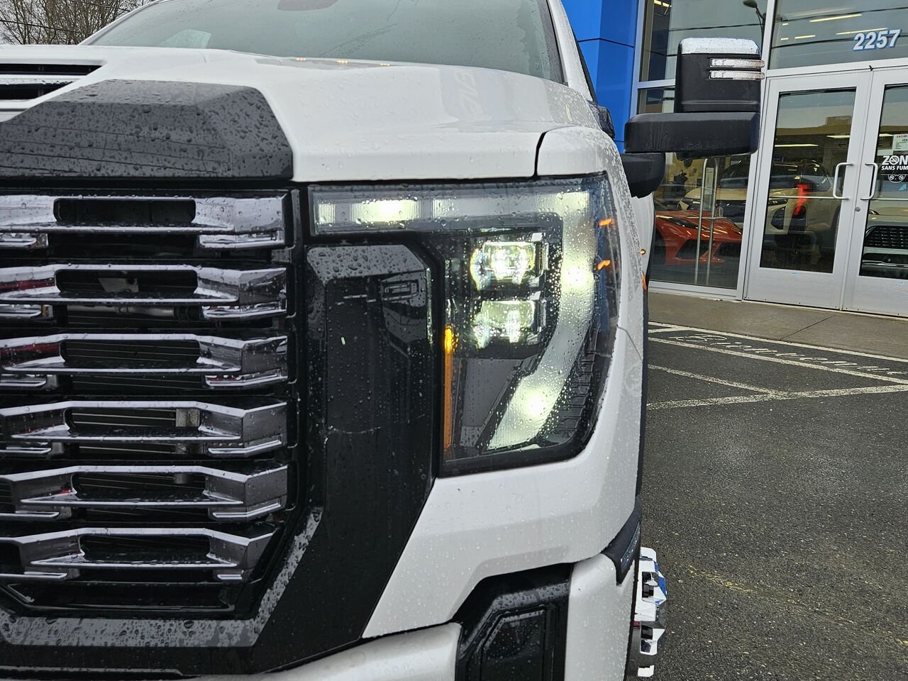 GMC Sierra 3500HD Denali Ultimate cabine multiplace 4RM 172 po 2025 Blanc Thetford Mines - photo #3