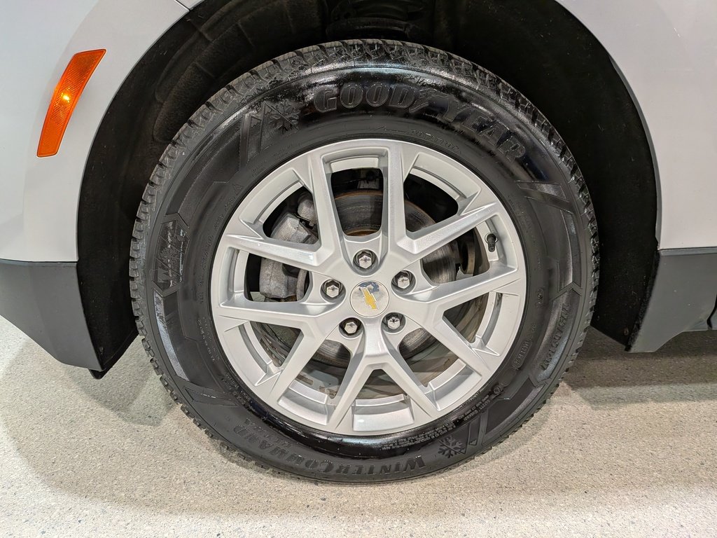 2022 Chevrolet Equinox AWD 4dr LS w/1LS Silver Val-David - photo #33
