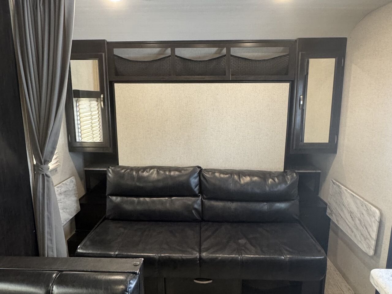 2019 COACHMEN NORTHERN SPIRIT 2342B White Granby - photo #19