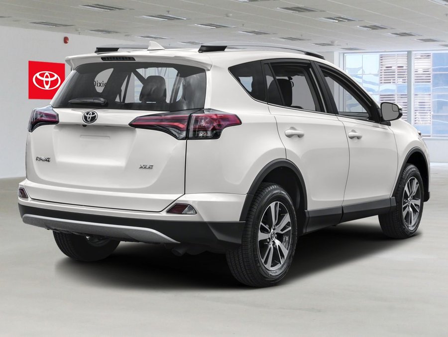2018 Toyota RAV4 2018 White