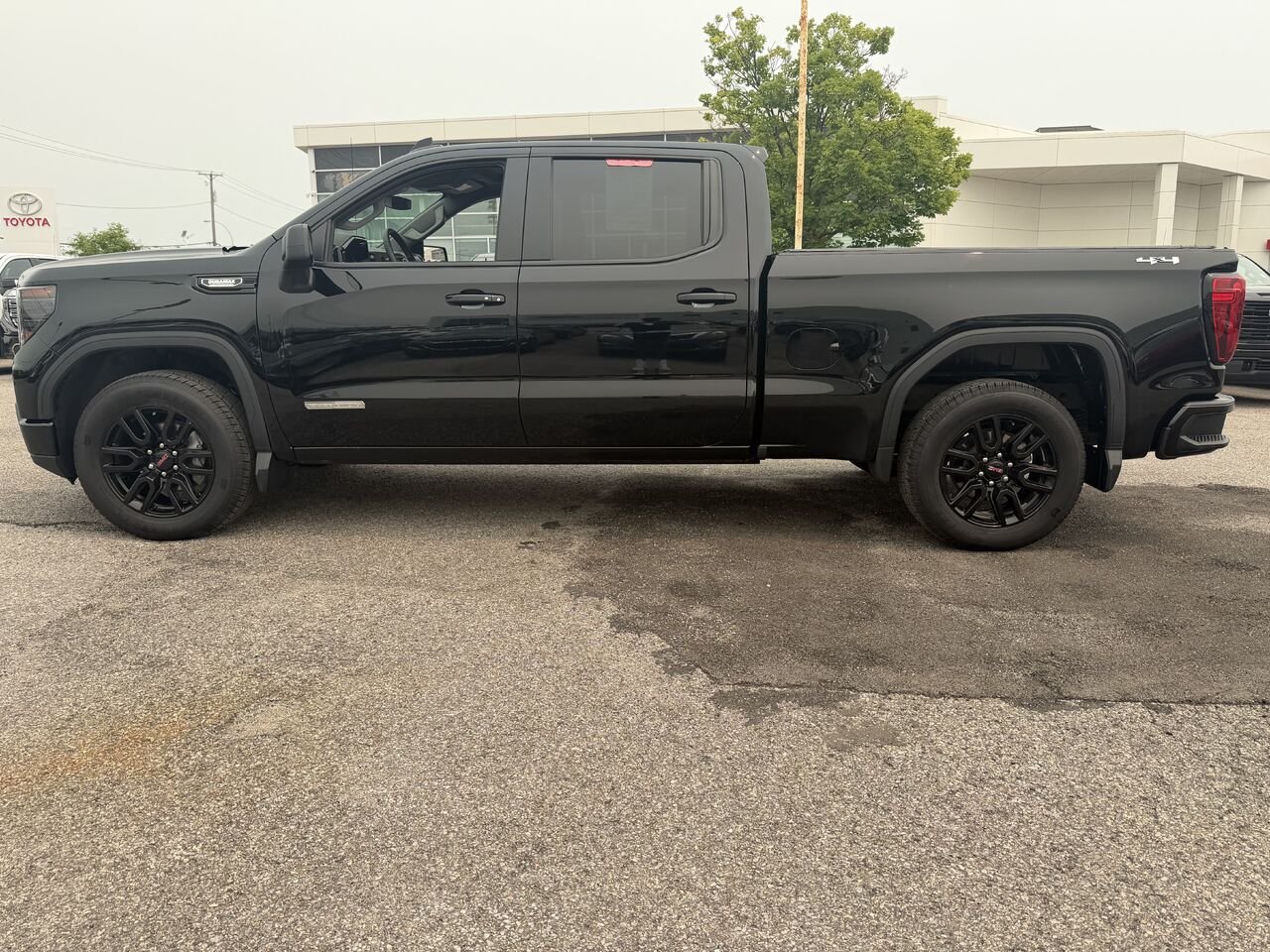 GMC SIERRA K1500 ELEVATION Elevation cabine multiplace 4RM 157 po 2025 Noir Ottawa & Gatineau - photo #8