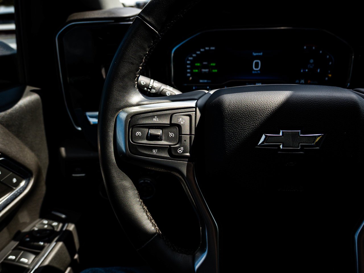 2024 Chevrolet Silverado 3500HD 4WD Crew Cab 159 LT Grey Sherwood Park - photo #19