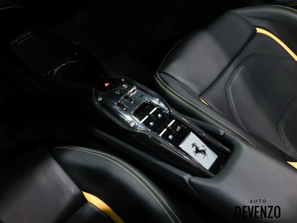 Ferrari 296 GTS 2024 Jaune Saint-Eustache - photo #19