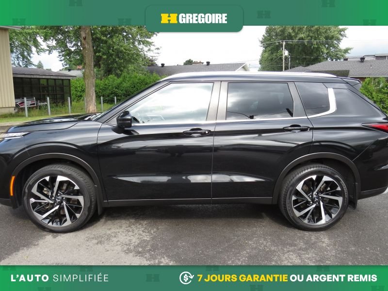Mitsubishi Outlander 2023 Noir Saint-Eustache - photo #4