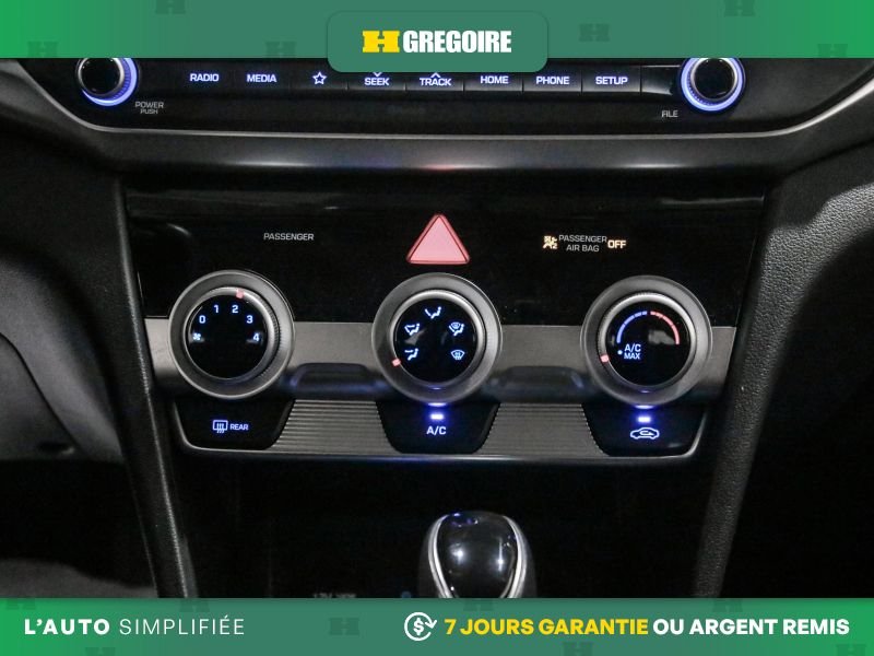 Hyundai Elantra 2020 Blanc Saint-Eustache - photo #23