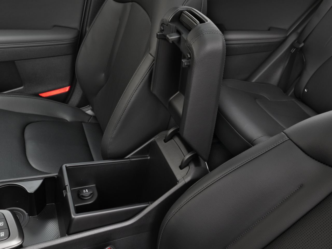 2026 Kia Sportage Snow White Pearl Nantes - photo #7