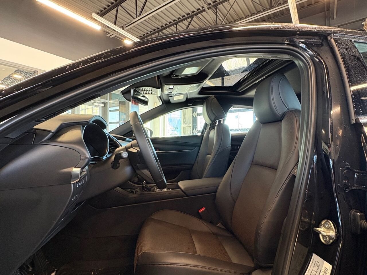 2026 MAZDA Mazda3 Sport GT TA BM Jet Black Mica Châteauguay - photo #7