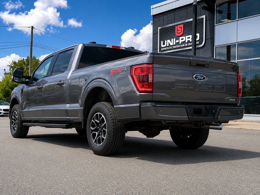 Ford F-150 XLT 302A FX4 2022 2022 Gris
