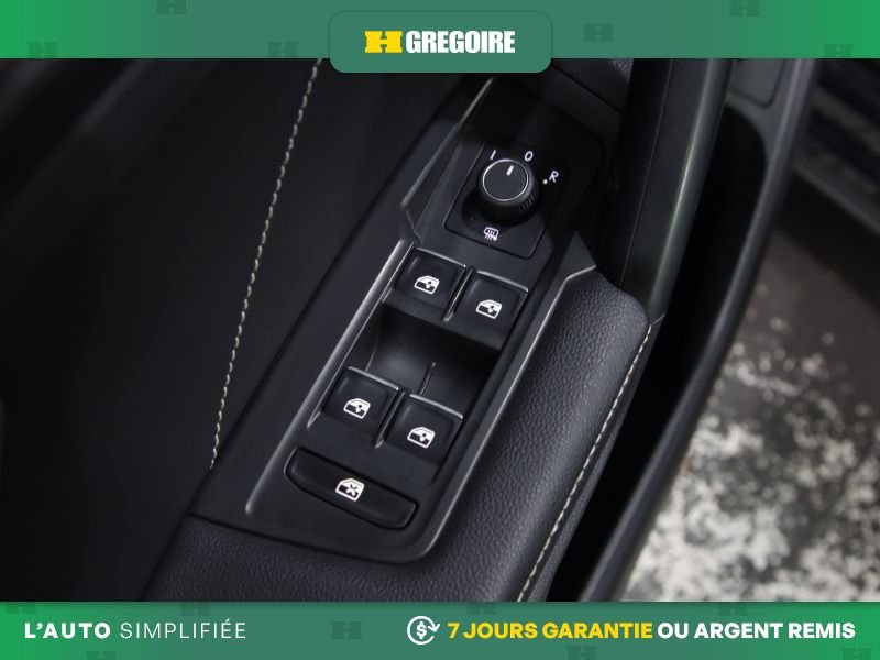 Volkswagen Tiguan 821714 | Comfortline AWD AUTO A/C MAGS CUIR CAM RECUL BLUET 2024 Noir Laval - photo #19