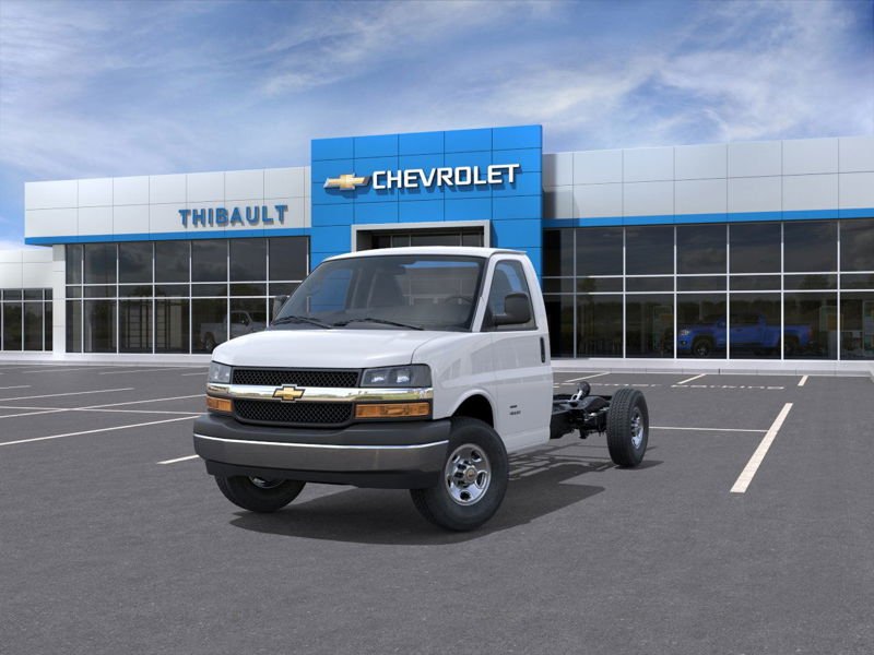 CHEVROLET Fourgonnette commerciale tronquée Express 3500 fourgonnette 159 po 2026 BLANC SOMMET Sherbrooke - photo #7