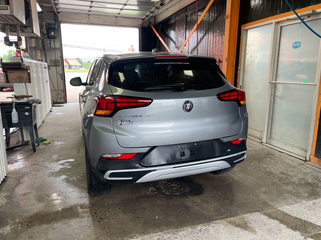 2023 Buick Encore GX PREFERRED AWD *SIÈGES CHAUF* CARPLAY BLUETOOTH USB gray Saint-Jérôme - photo #4