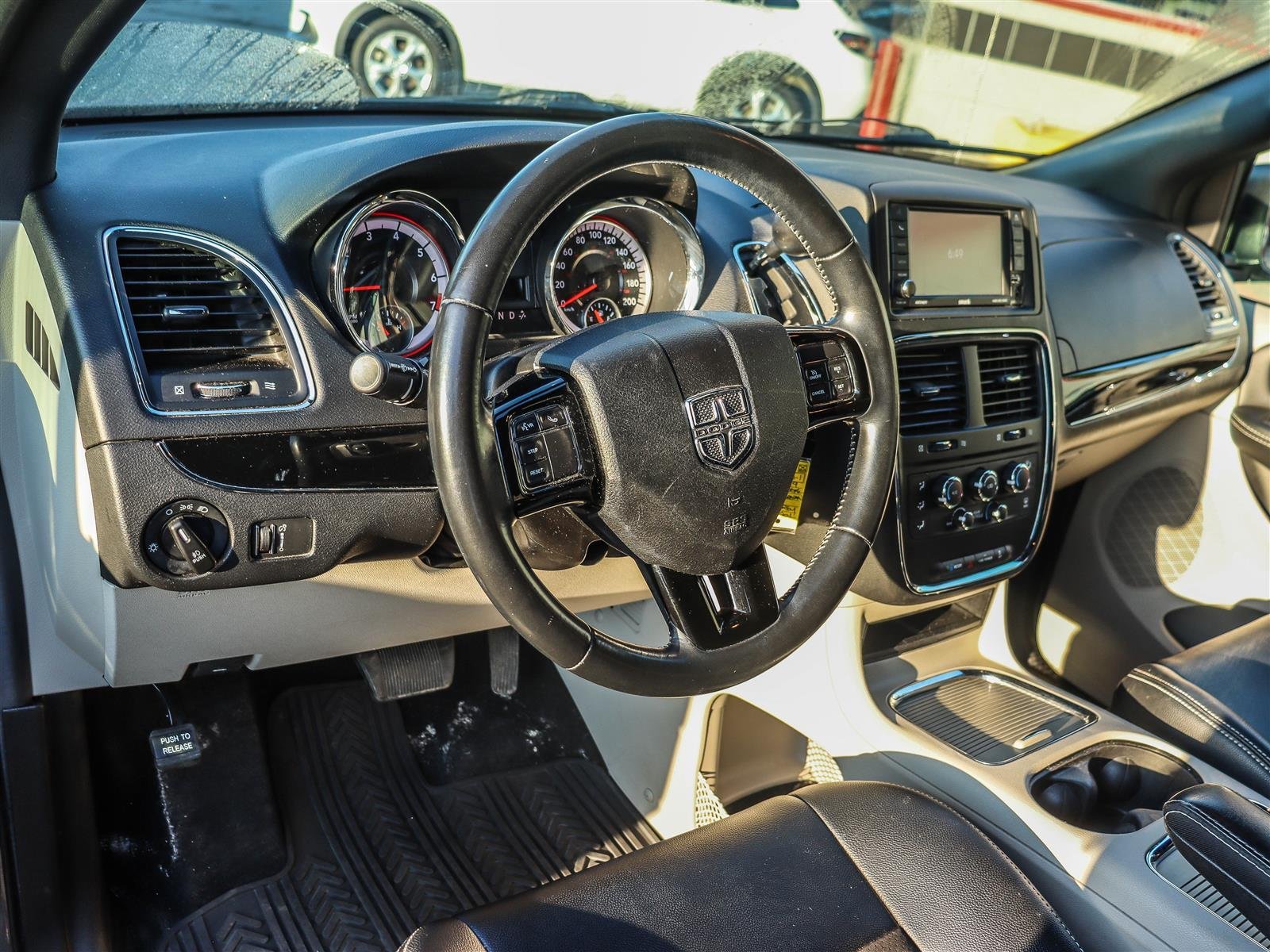 Dodge Grand Caravan CVP/SXT 2019 Grey Ottawa & Gatineau - photo #7
