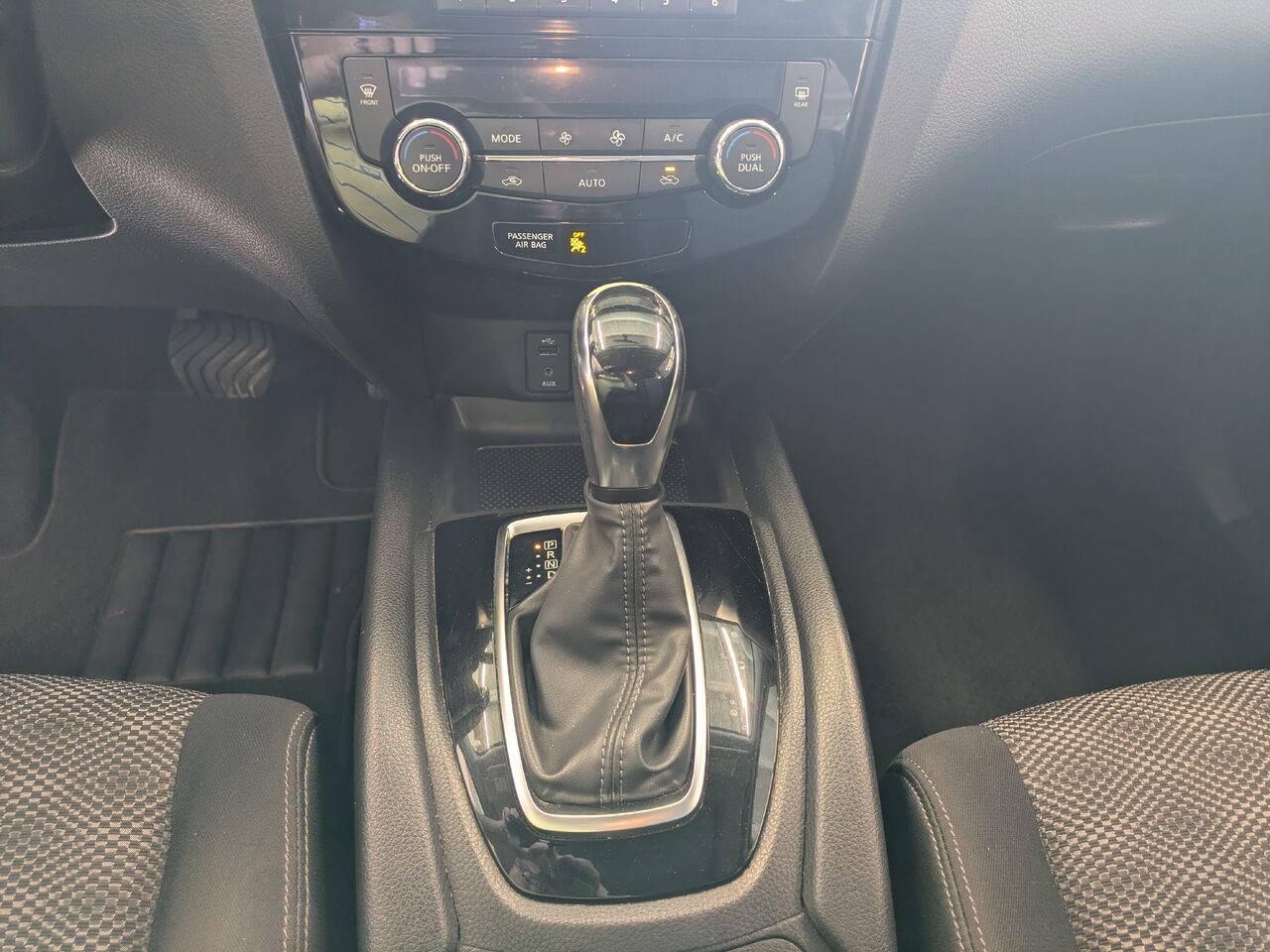 Nissan Qashqai 2017 Vert Gatineau - photo #9