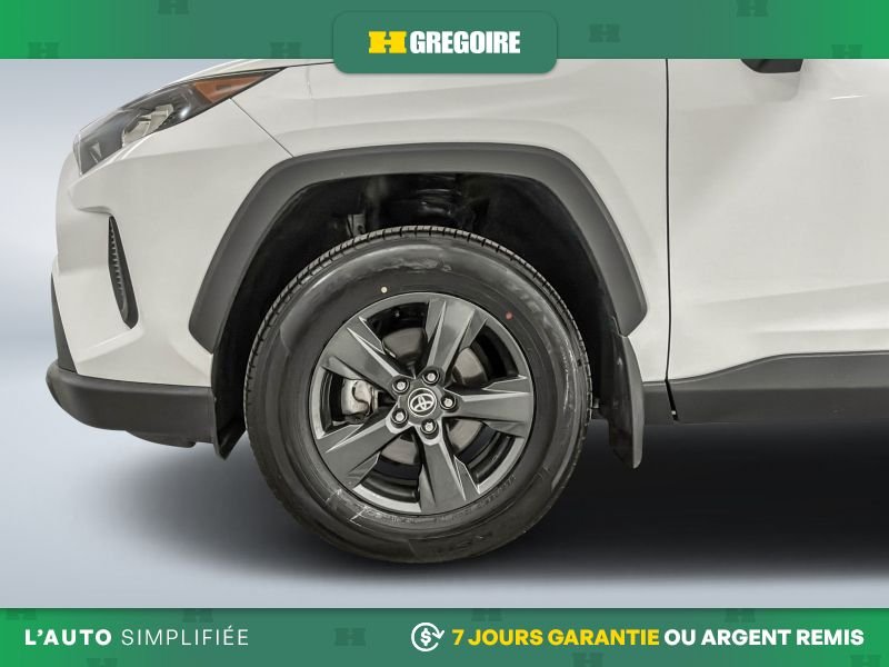 2024 Toyota Rav 4 White Laval - photo #11