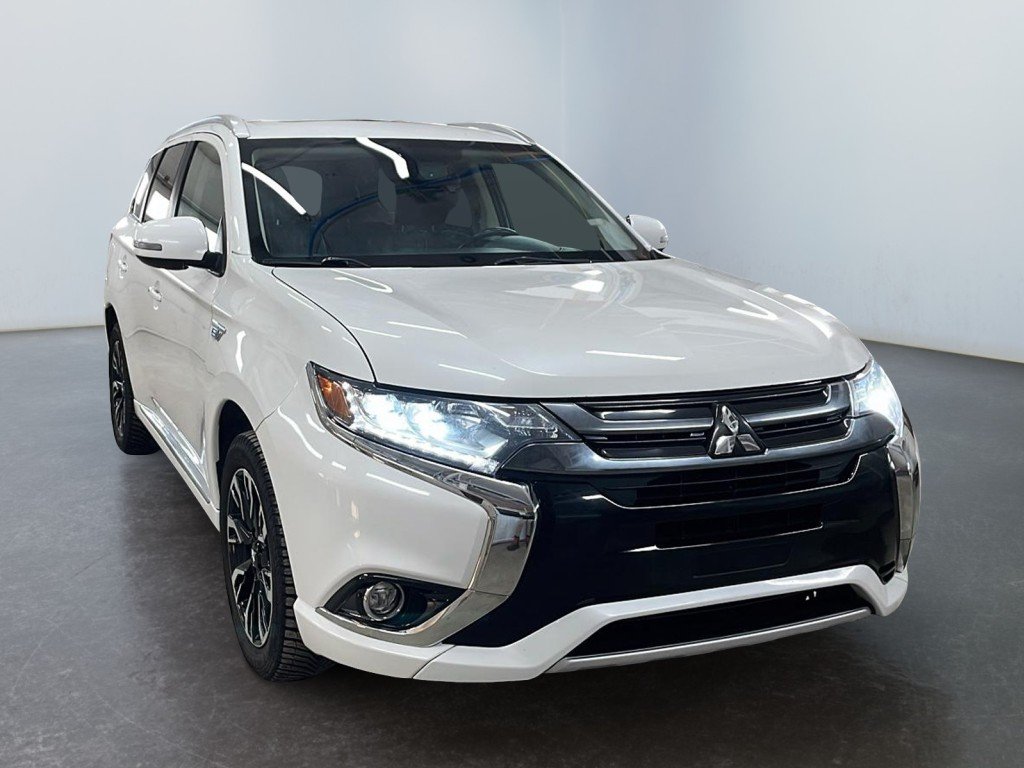 Mitsubishi Outlander PHEV 2018 Blanc Amos - photo #0