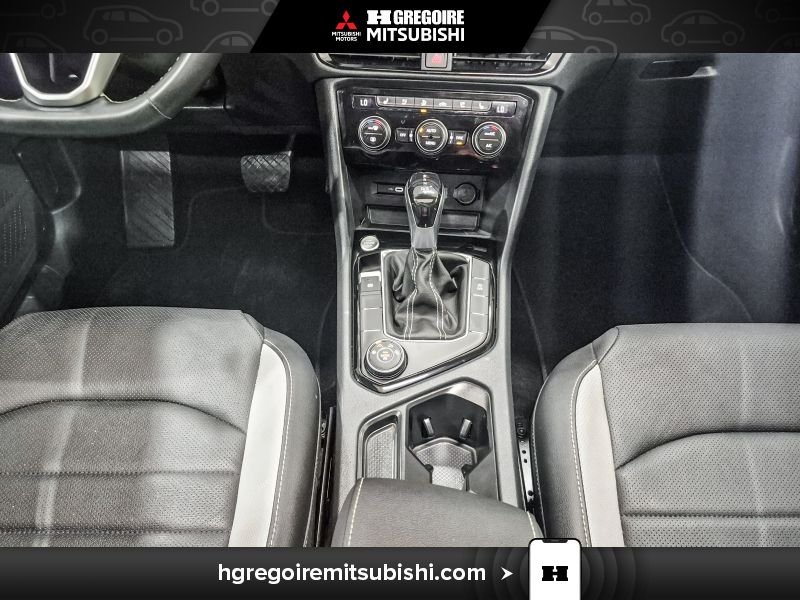 2024 Volkswagen Taos Black Blainville - photo #25