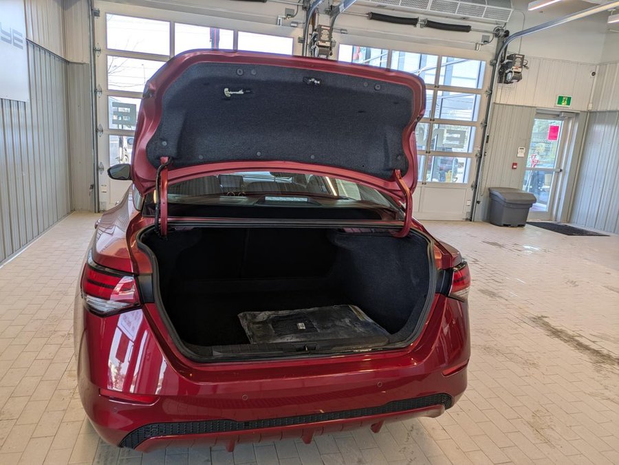 2022 Nissan Sentra SV CVT Red