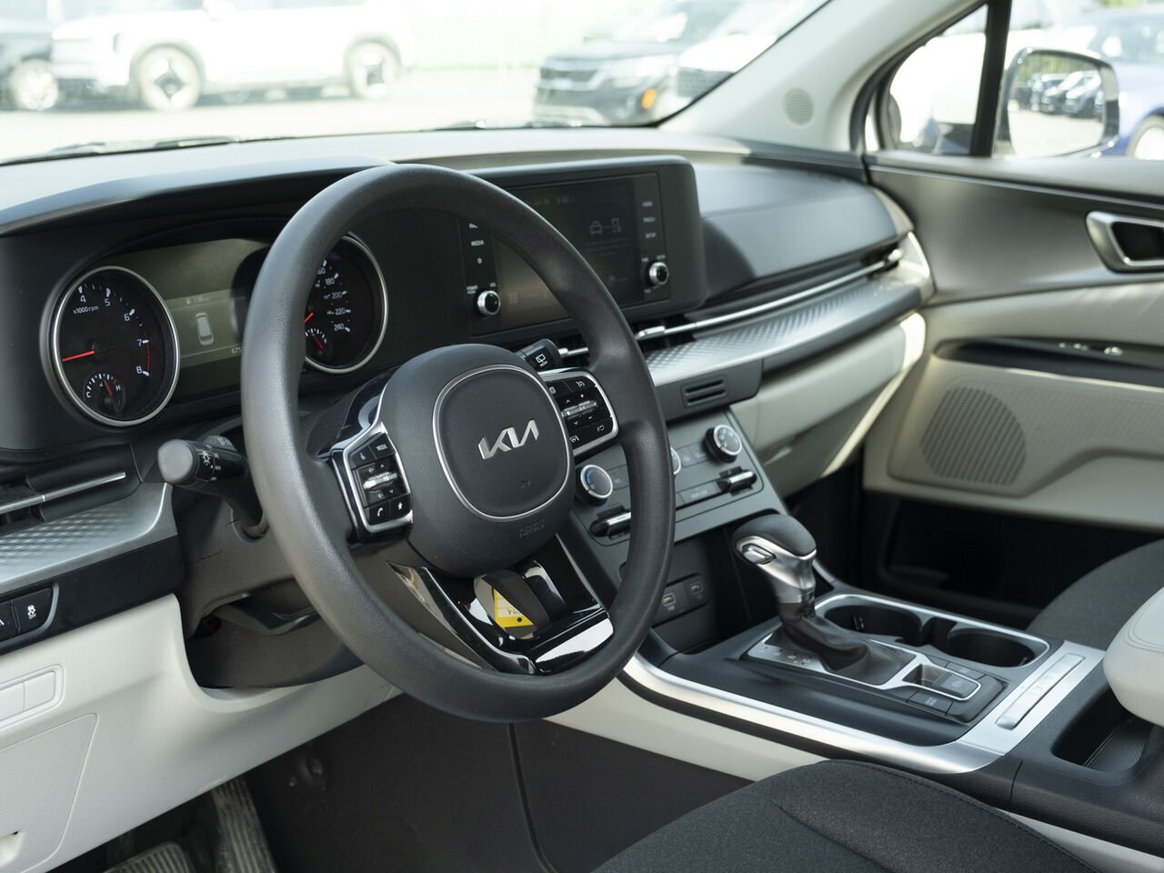 Kia Carnival 2024 Blanc Gatineau - photo #7