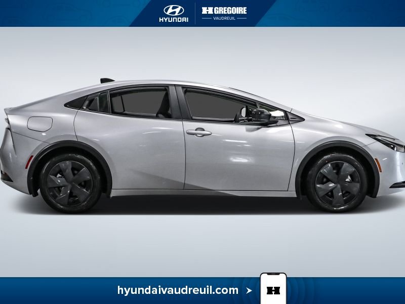 2026 Toyota Prius Silver Saint-Eustache - photo #12