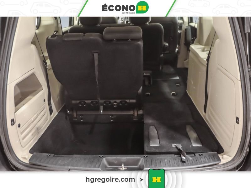 2016 Dodge GR Caravan Grey Laval - photo #18