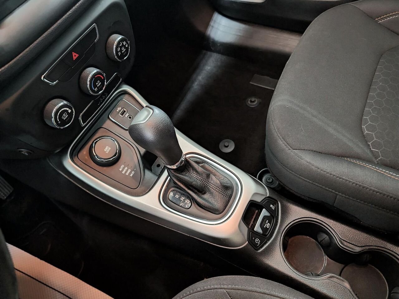 2018 JEEP COMPASS SPORT Grey Saint-Hyacinthe - photo #17