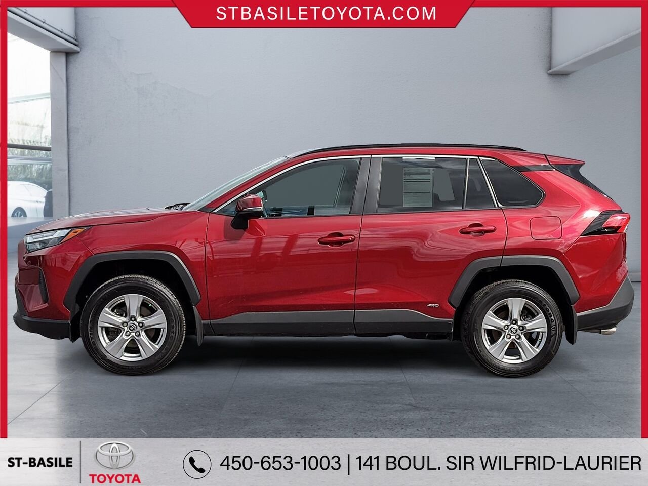 Toyota RAV4 Hybride 2024 Rouge rubis nacré Saint-Basile-le-Grand - photo #7