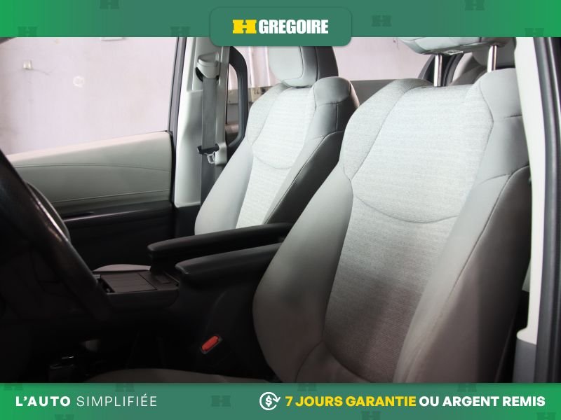 Toyota Sienna 2023 Noir Saint-Eustache - photo #20