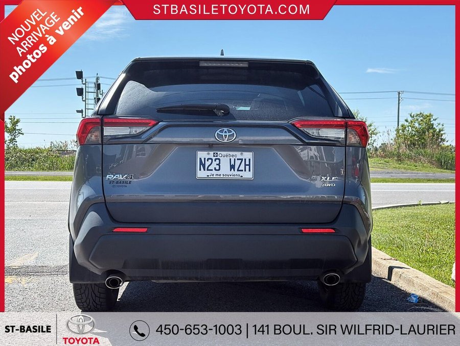 TOYOTA RAV4 2022 2022 Gris