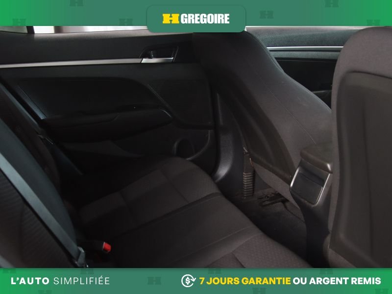 Hyundai Elantra 820783 | Essential A/C CAM RECUL BLUETOOTH 2019 Rouge Laval - photo #27