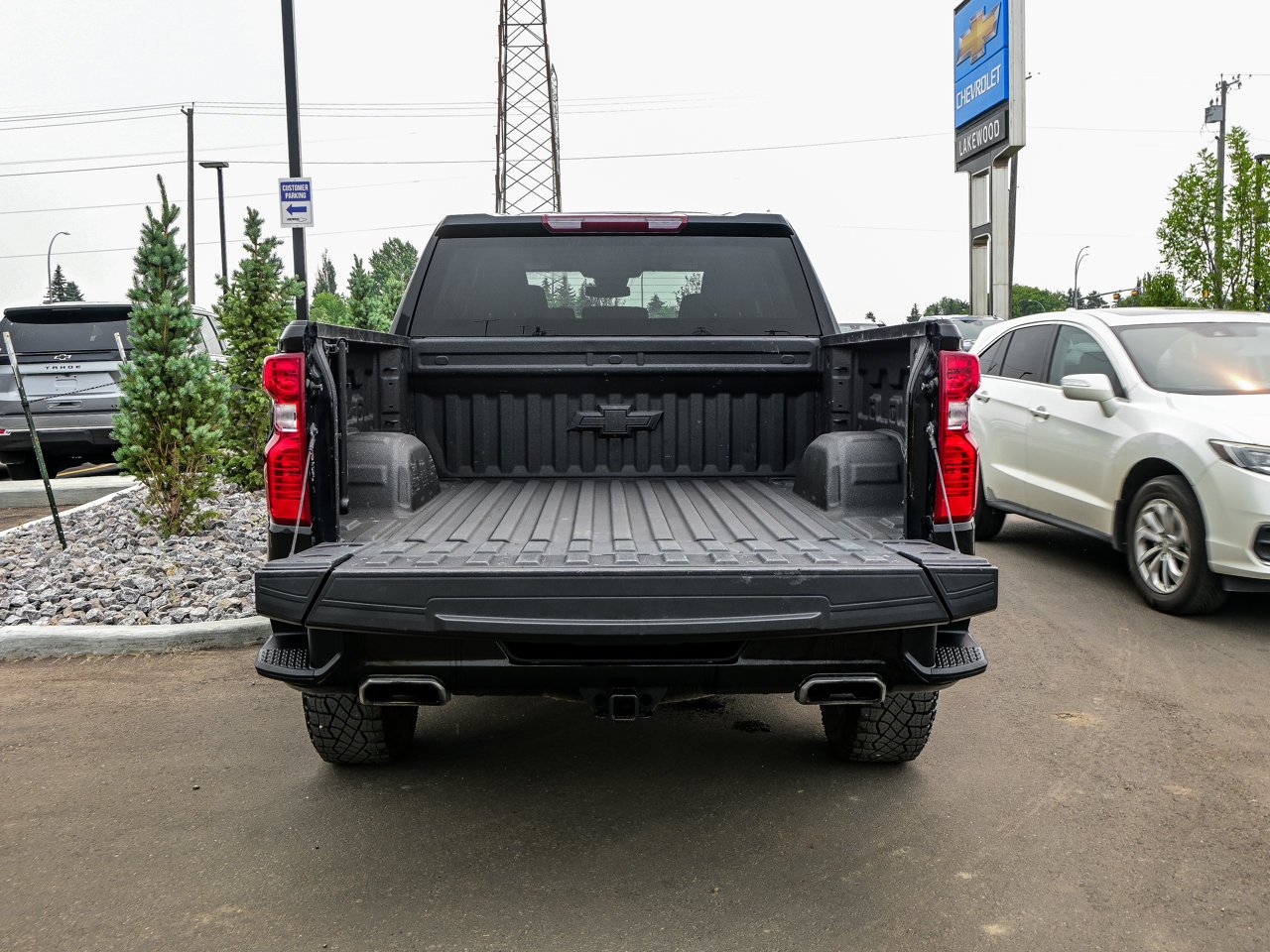 2025 Chevrolet Silverado 1500 4WD Crew Cab 147 Custom Trail Boss Black Sherwood Park - photo #13