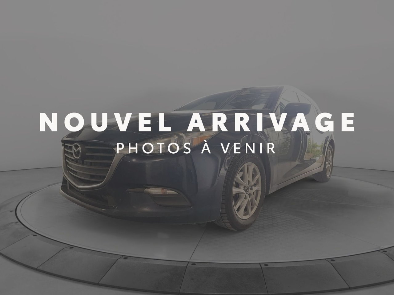 Mazda Mazda3 NIV 3MZBN1T79JM252351 2018 Bleu Baie-Comeau - photo #0