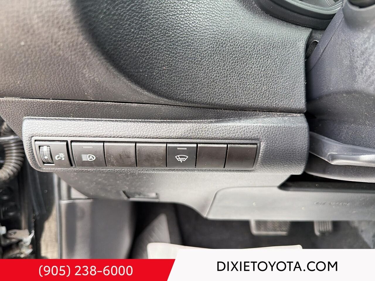 2022 Toyota Corolla LE / HEATED SEATS / BACK UP CAMERA / TOYOTA SAFETY SENSE / APPLE CARPLAY AND ANDROID AUTO Black Mississauga - photo #10