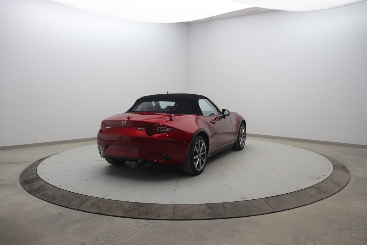 Mazda MX-5 NIV JM1NDAD72P0552200 2023 Rouge Chicoutimi - photo #3