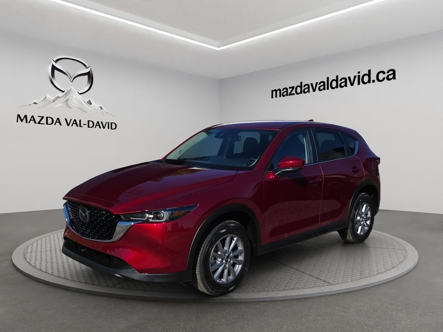 Mazda CX-5 Gs, awd, sièges, volant et rétroviseurs chauffants, hayon électrique 2025 Rouge vibrant cristal métallisé