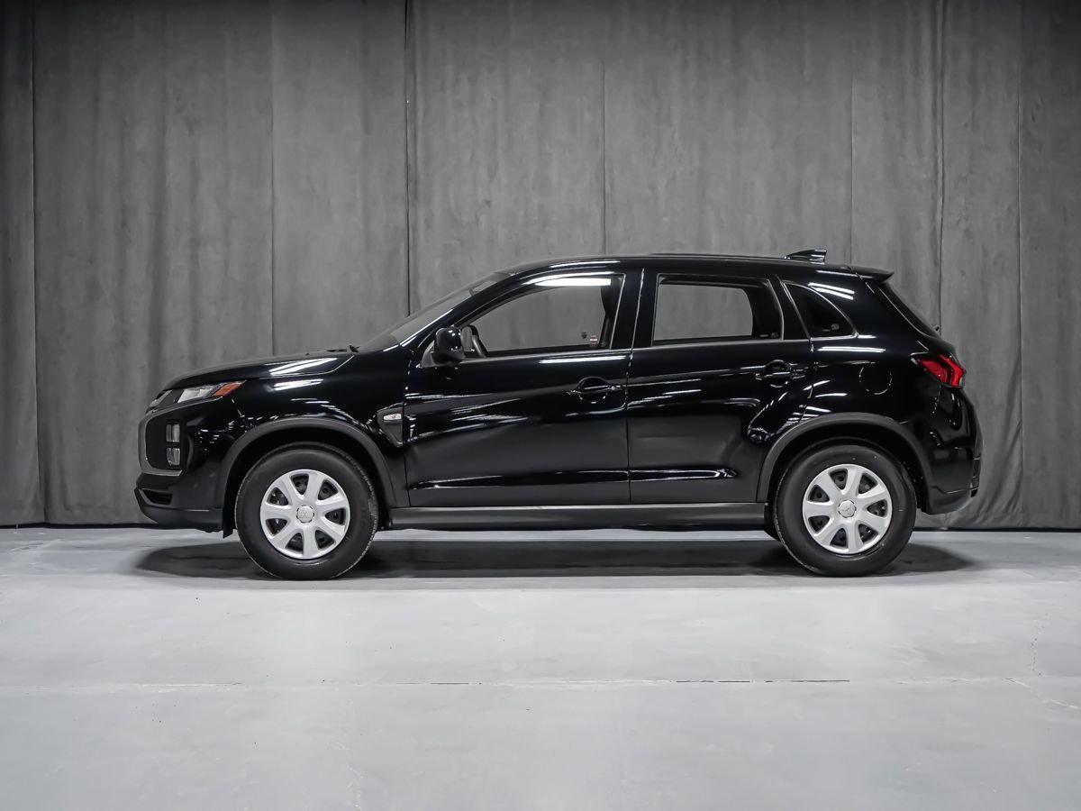 Mitsubishi RVR ES 2026 Noir Labrador Montréal - photo #1