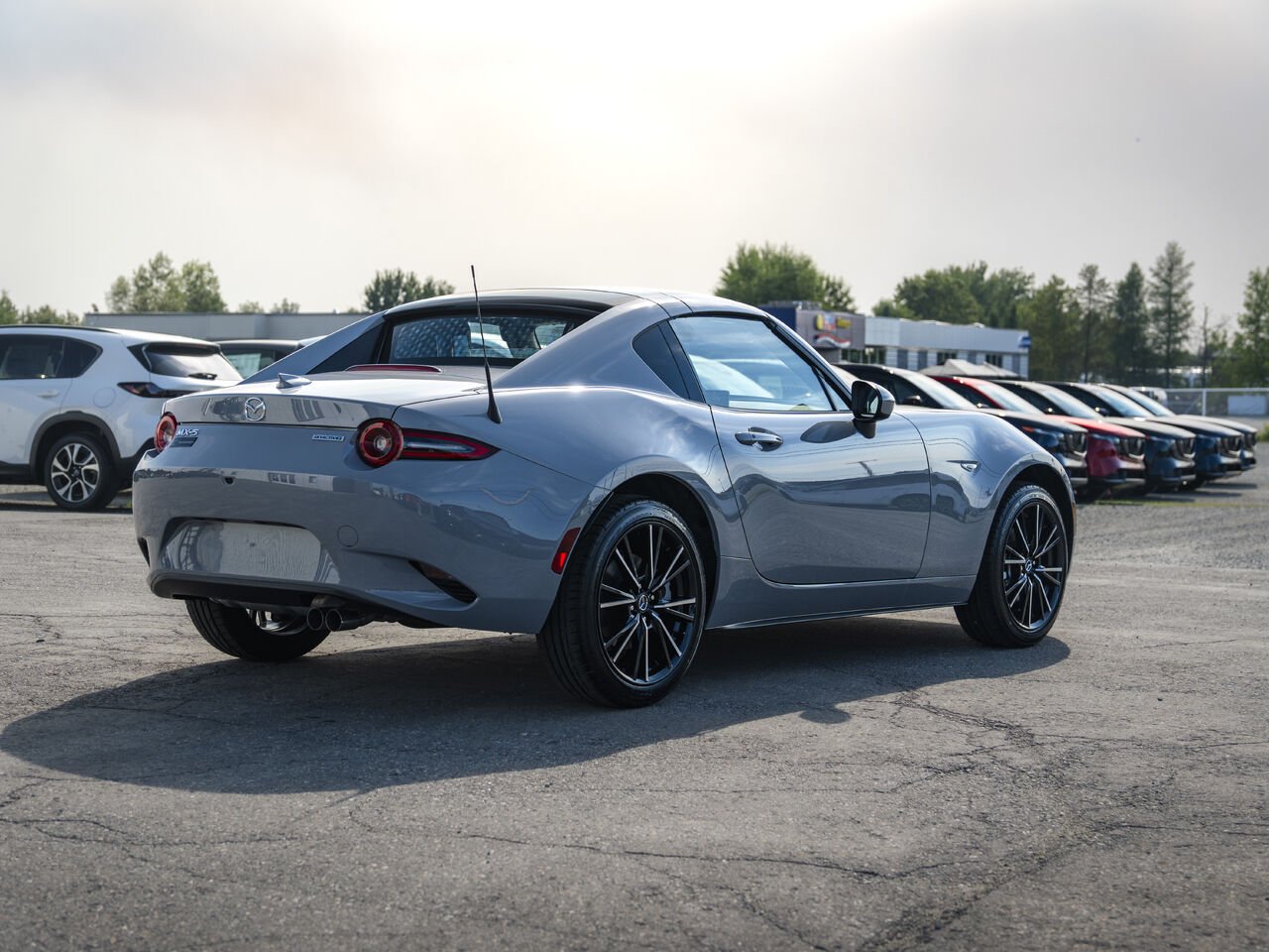 2026 MAZDA MX-5 RF Aero Grey Metallic Val-d'Or - photo #5