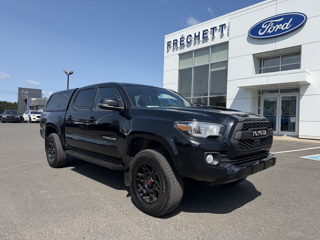 TOYOTA TACOMA 2023 Noir Montmagny - photo #0
