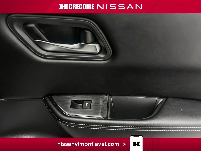 2024 Nissan Rogue White Laval - photo #13