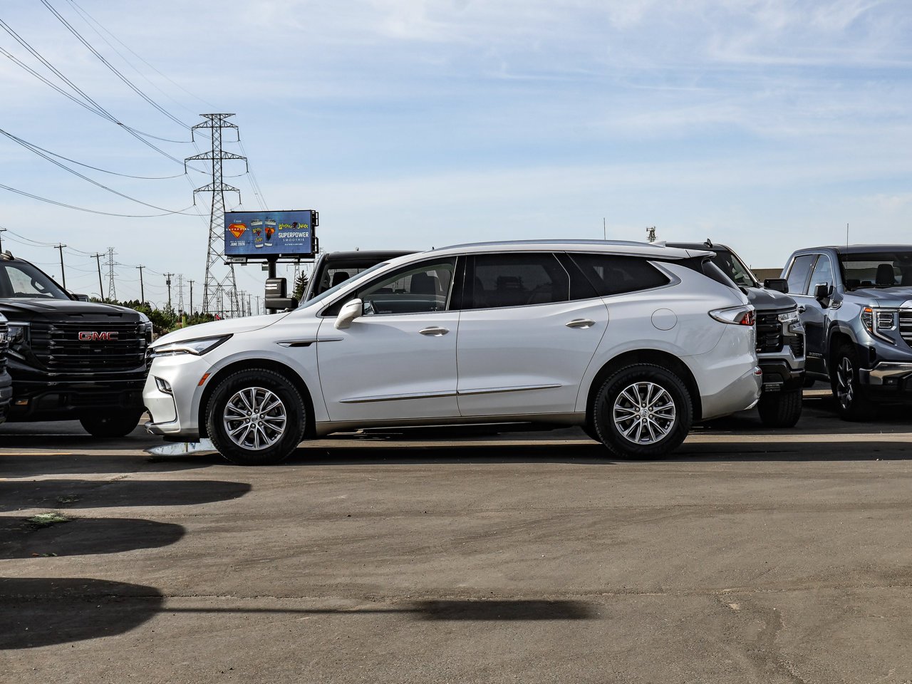 2024 Buick Enclave AWD 4dr Premium White Sherwood Park - photo #4