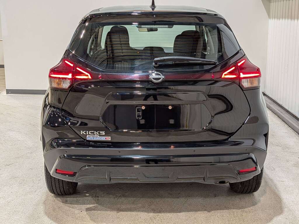2024 Nissan Kicks S FWD Black Val-David - photo #4