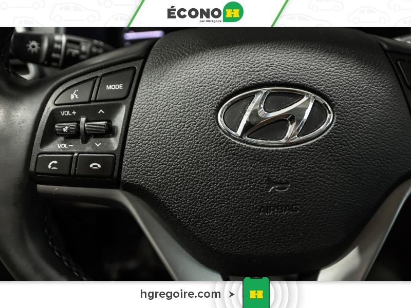 2020 Hyundai Tucson White Laval - photo #14