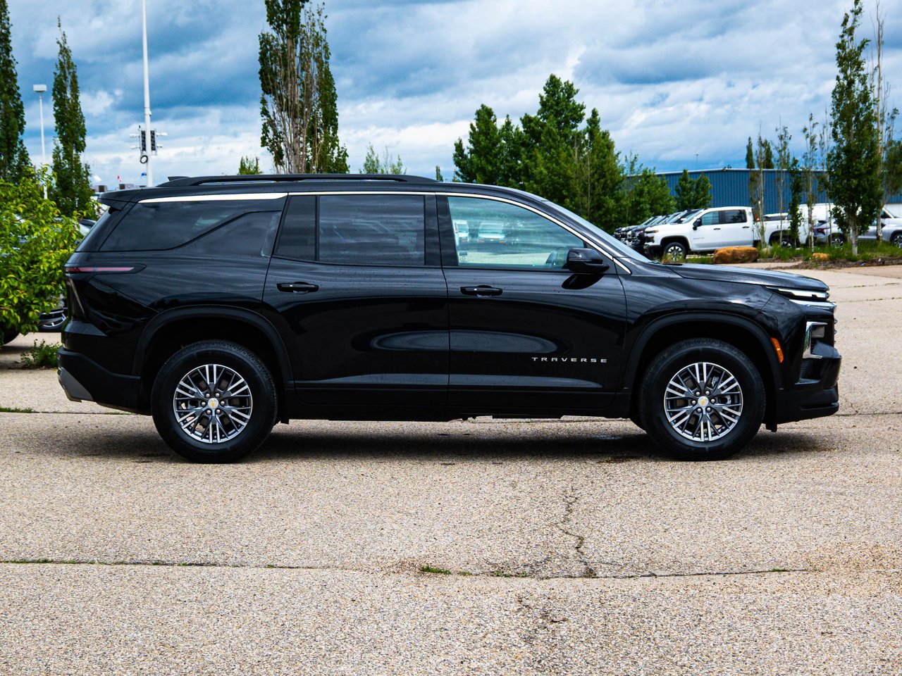 2026 Chevrolet Traverse AWD 4dr LT Black Sherwood Park - photo #13