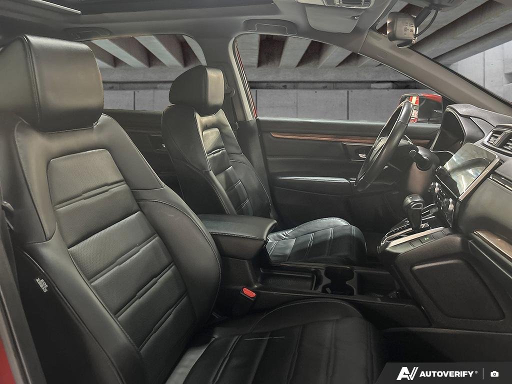 2019 Honda CR-V 2601781A | Touring Red Edmonton - photo #21
